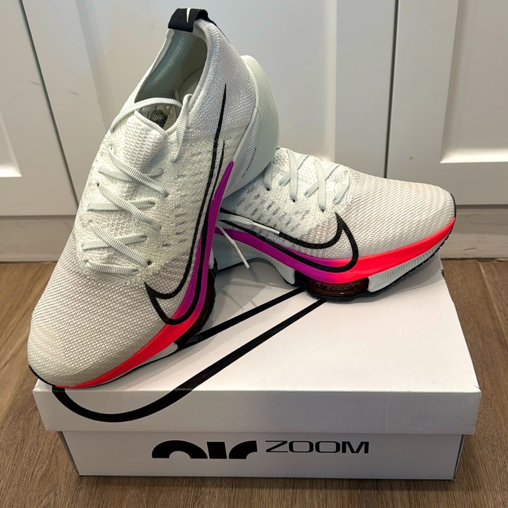 Brand new Nike Air Zoom Next% Flyknit in White Hyper Violet.  Men's Size 7.